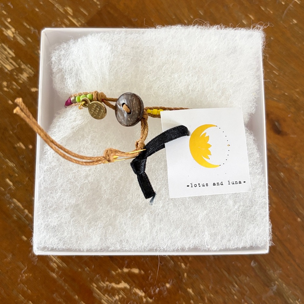 lotus and luna beaded bracelet - Picture 2 of 2
